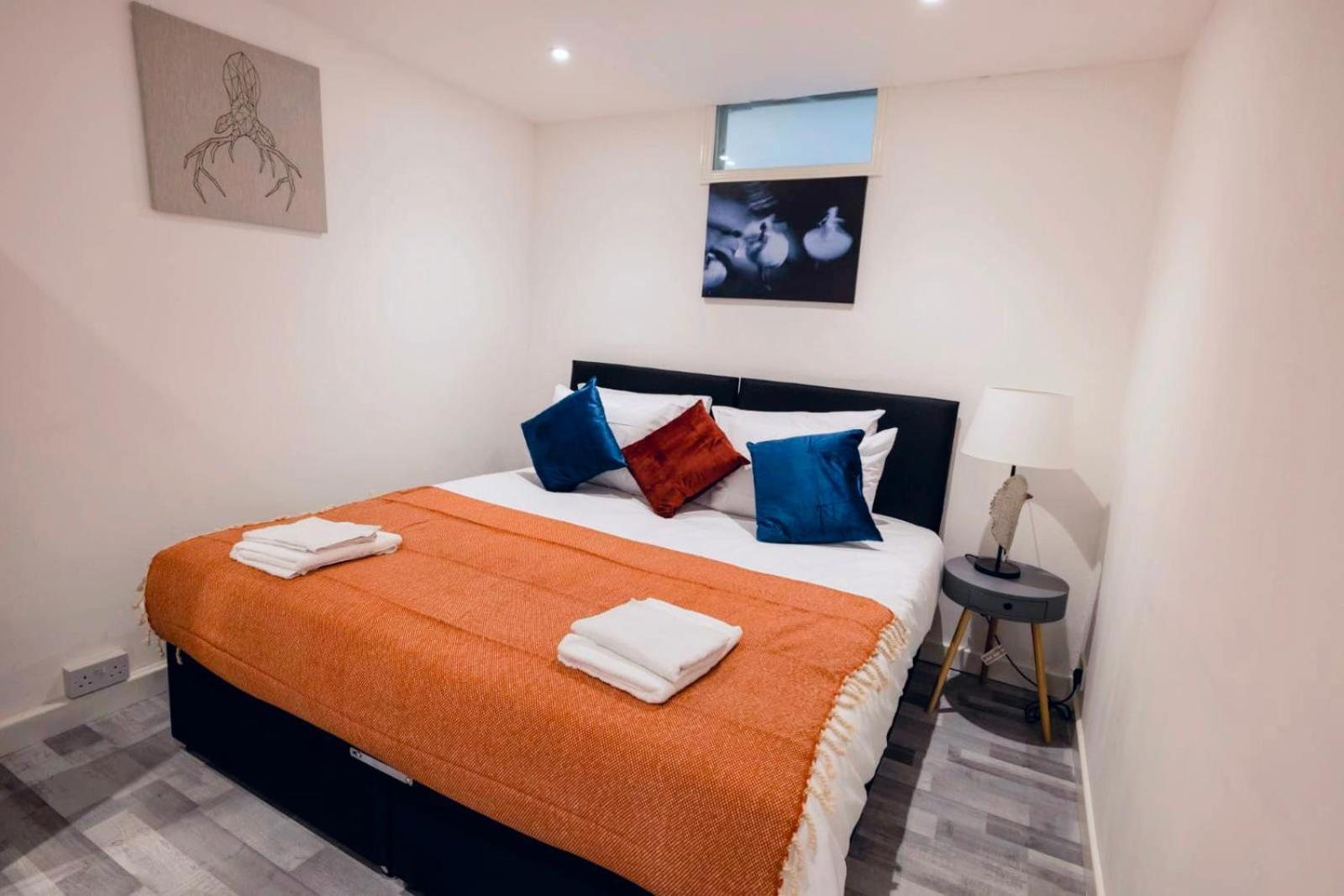 3 Bedroomflat-Free Parking-Wifi-Parking-8People London Exterior foto